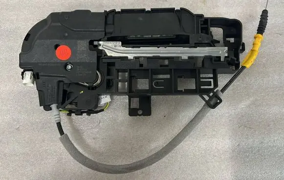 Audi A5 Front door exterior handle 8B3837812A