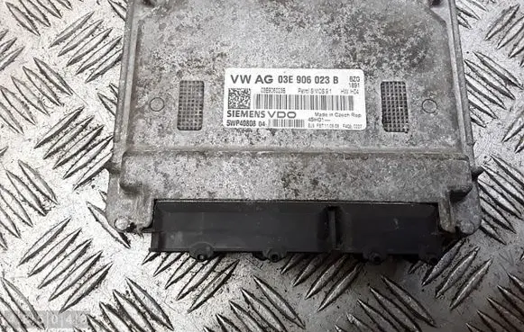 Volkswagen Polo IV 9N3 Engine control unit/module 03e906023b