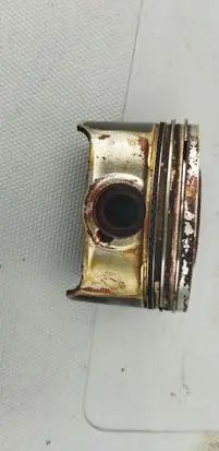 Volvo S60 Piston 