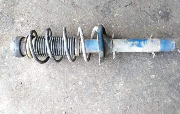 Volkswagen Golf IV Front shock absorber/damper