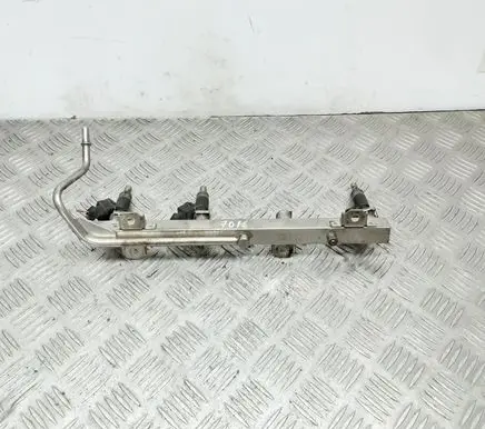 BMW 1 E81 E87 Fuel injectors set 7530420 7526892 19641