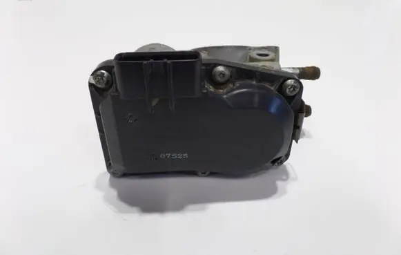 Nissan Navara D40 EGR valve 14710EC00D