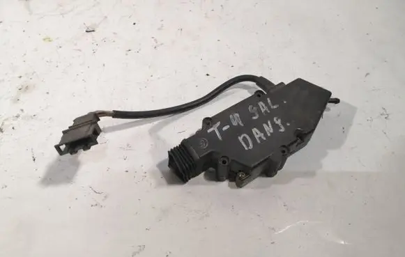 Volkswagen Transporter - Caravelle T4 Tailgate boot lock/latch motor 701959783B