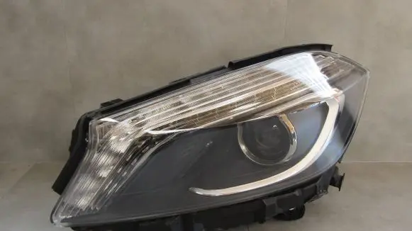 Mercedes-Benz A W176 Headlight/headlamp A1768201161 1EX01081821