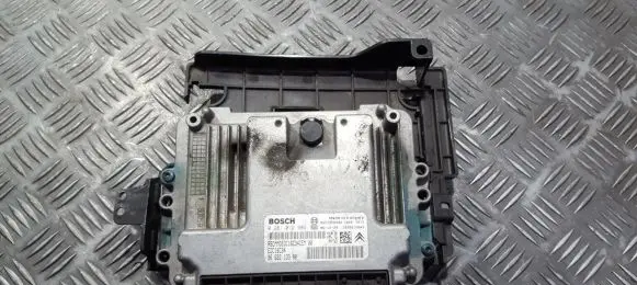 Peugeot 407 Engine control unit/module 9662213380 0281012984