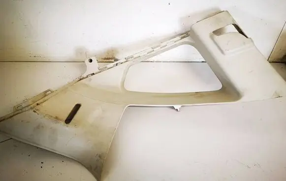 Dodge Caliber (D) pillar trim (bottom) 1cm04trmaa