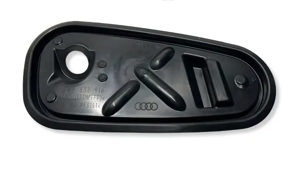 Audi A5 Other front door trim element 8W8837916