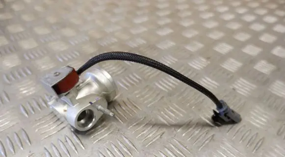 Peugeot 208 II Air conditioning (A/C) expansion valve T99082B