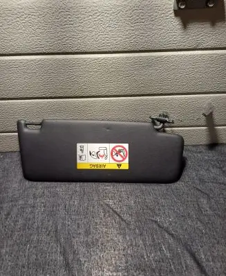 Porsche Macan (95B) Sun visor