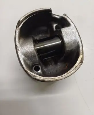 Volkswagen Golf VII Piston 81L150 CRL