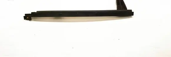 Hyundai i30 Rear door windshield rail 835202L000