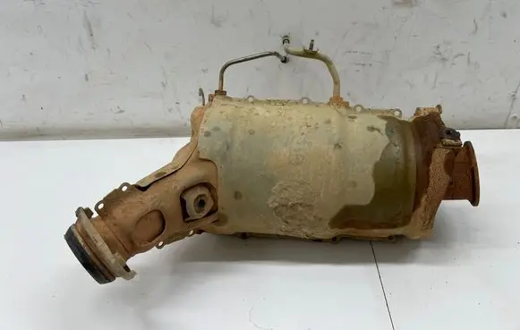Toyota Hilux VIII Catalyst/FAP/DPF particulate filter 