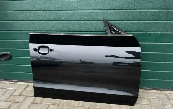 Audi A5 Sportback 8TA Front door LZ9Y