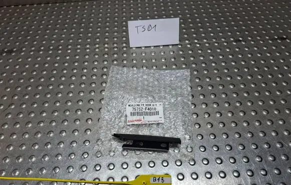 Toyota C-HR I Front door windshield rail S27730348 75752F4010