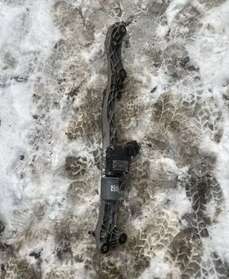 BMW 7 E65 E66 Front wiper linkage and motor