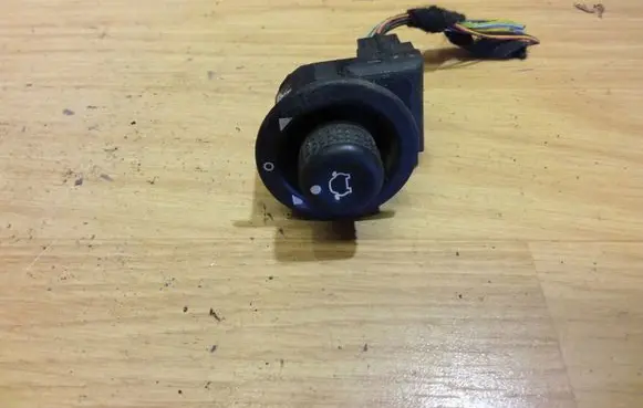 Ford Mondeo Mk III Wing mirror switch 96BG17B676BA