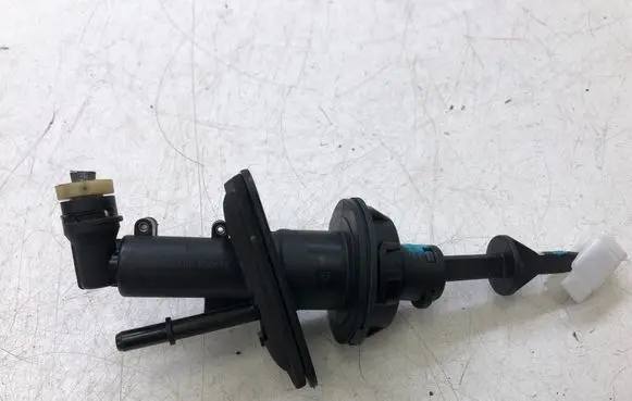 Clutch slave cylinder