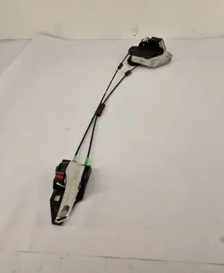Toyota RAV 4 (XA40) Rear door lock 6D0614