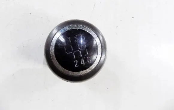 Gear lever shifter trim leather/knob
