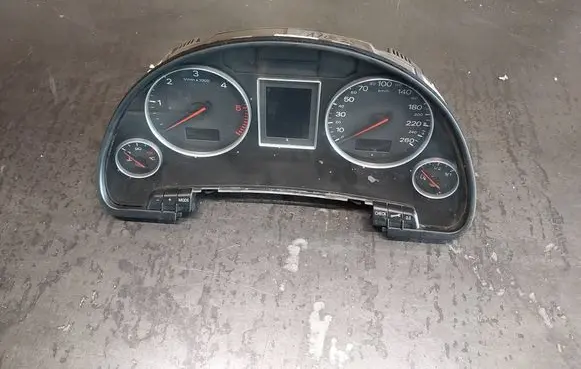 Audi A4 S4 B6 8E 8H Speedometer (instrument cluster) 8E0920900G 0263626020