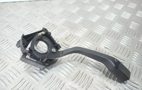 Volkswagen PASSAT B3 Wiper control stalk