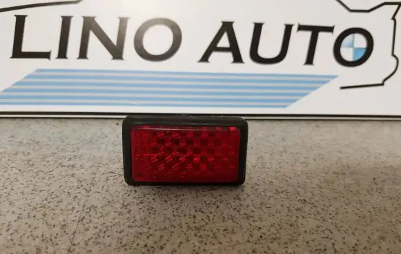 BMW 7 E38 Rear door interior light 8352269 49920002