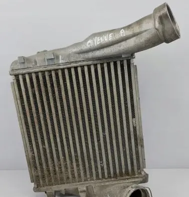 Porsche Cayenne (92A) Intercooler radiator 7L5145803C