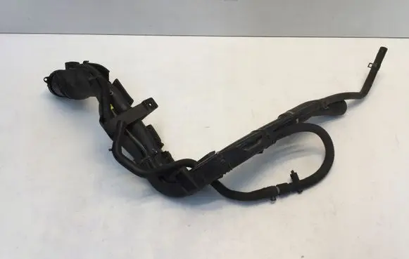 Hyundai i20 (BC3 BI3) Fuel tank filler neck pipe 31030Q0000