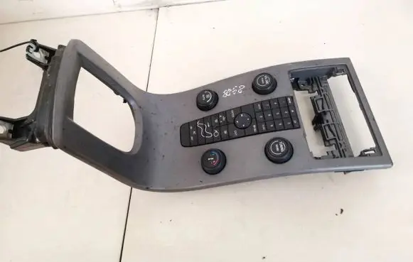 Volvo S40 Climate control unit 8650702