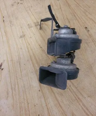 Audi A3 S3 A3 Sportback 8P Horn signal