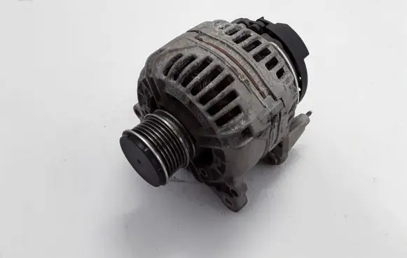 Volkswagen Caddy Generator/alternator 06F903023F