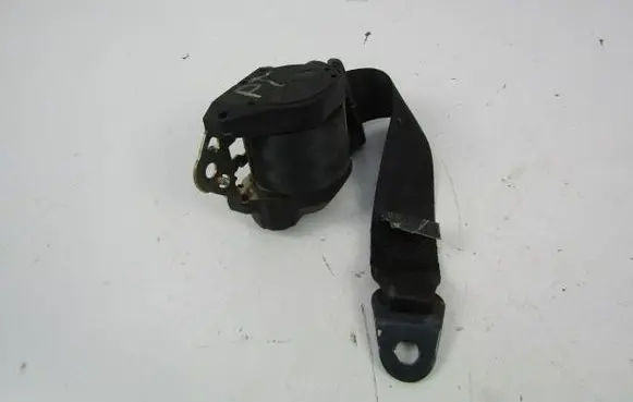 Nissan Micra Set of seat belts 