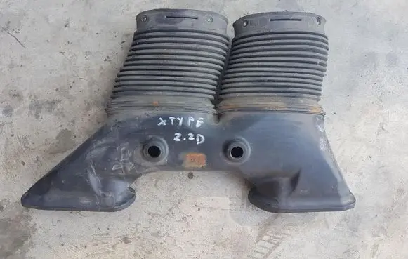 Jaguar X-Type Air intake hose/pipe