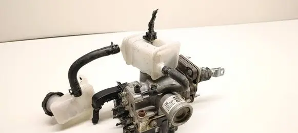 Hyundai Ioniq Master brake cylinder 58500G7400 DIB3A021604 H60764C51