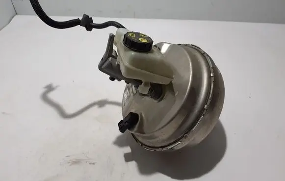 Volvo XC90 Brake booster 31381415