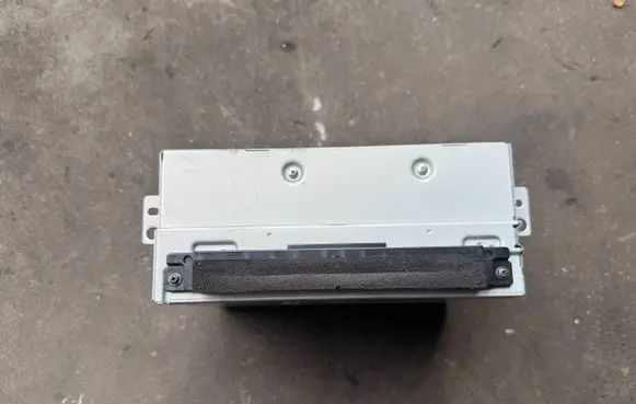 Volvo XC60 Radio/CD/DVD/GPS head unit 31466579