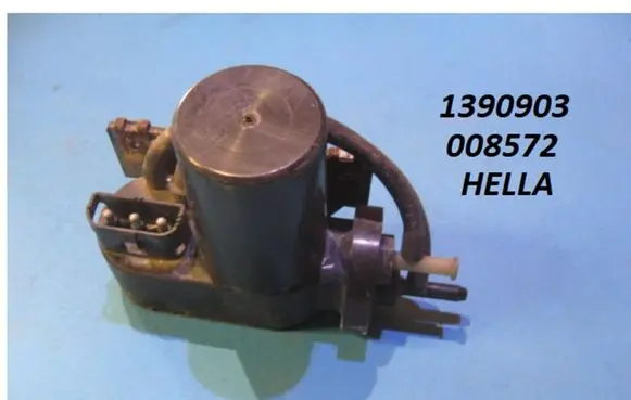 Volvo 850 Cruise control unit/module 1390903 008572