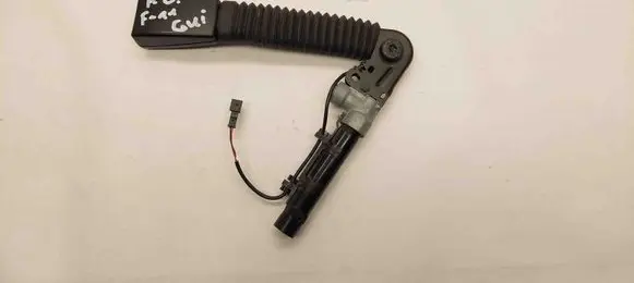 BMW 5 F10 F11 Front seatbelt buckle 6240820