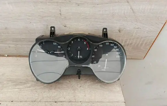 Seat Altea Speedometer (instrument cluster) 5P0920802G