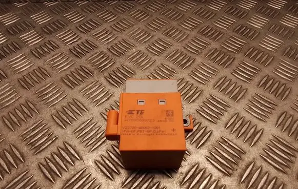 Mercedes-Benz EQC Other relay A7899820723 V23720A0002X001 EVC250
