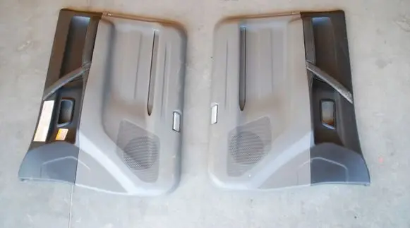 Mitsubishi Pajero Front door card panel trim XXX 2006R 163KM