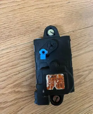 KIA Cerato Central locking motor 95736-38000