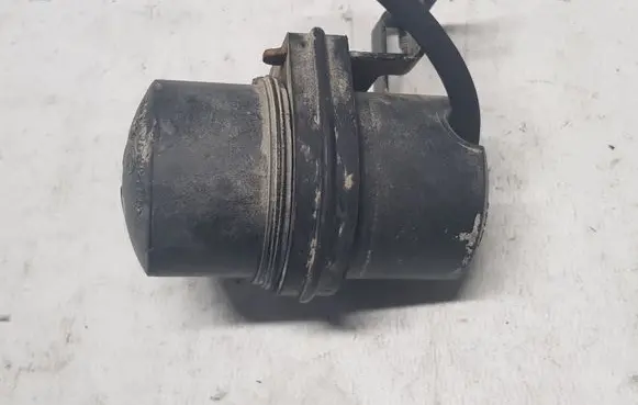 BMW 3 E36 Vacuum air tank 11611734578