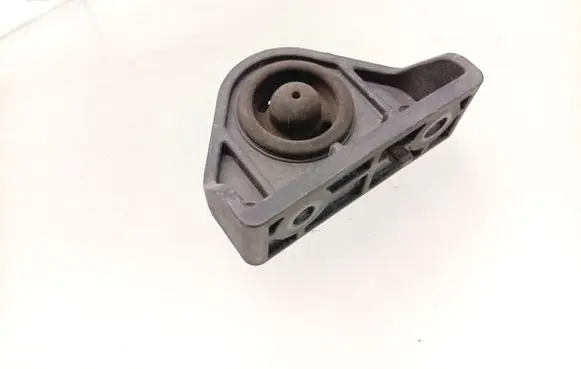 KIA Sportage Radiator support slam panel bracket DM241