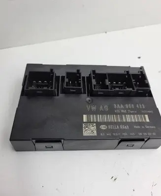 Volkswagen PASSAT B7 Comfort/convenience module 3AA959433
