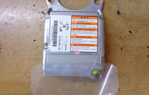 Subaru Legacy Airbag control unit/module 98221AJ130 1503004670