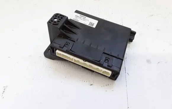 Toyota Verso Air conditioning/heating control unit 886500F111 MB1777002201