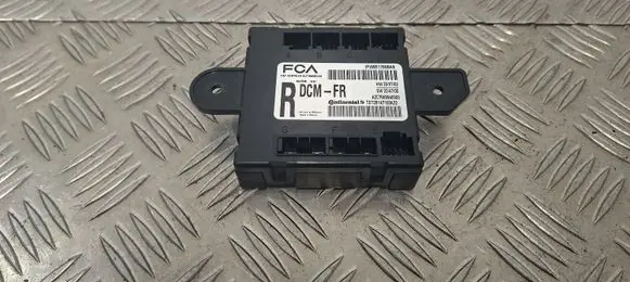 Ram 1500 DT Door control unit/module 68517698AB