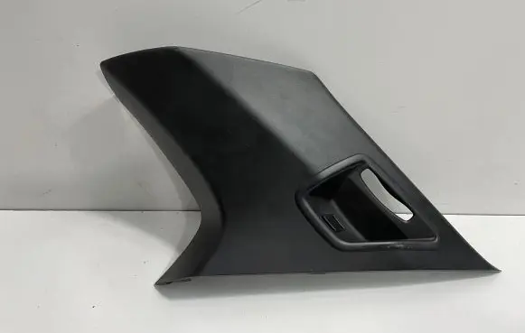BMW X5 E70 (C) pillar trim 7141498