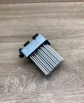 BMW 3 E46 Heater blower motor/fan resistor 64116920365